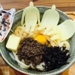 創作系うどんが味覚の新世界を開く！進撃の巨人コラボメニューもおすすめ！【うどん たかむら】大分県日田市丸山